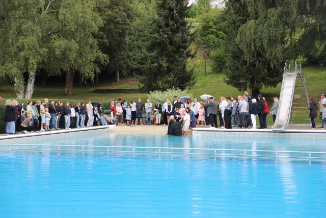 Freiluftgottesdienst im Hilsbad Hohenbüchen