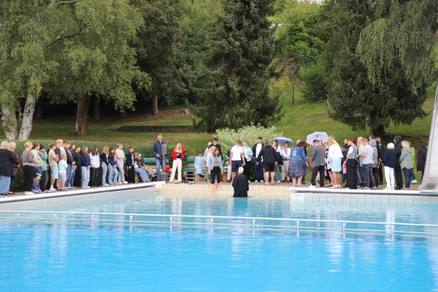 Freiluftgottesdienst im Hilsbad Hohenbüchen