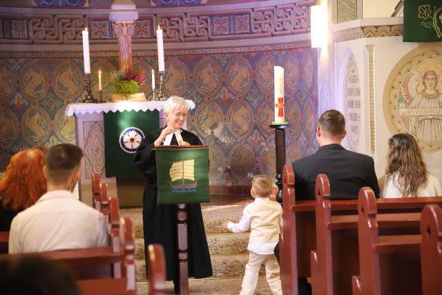 Taufe von Luisa Grunwald in der St. Franziskuskirche