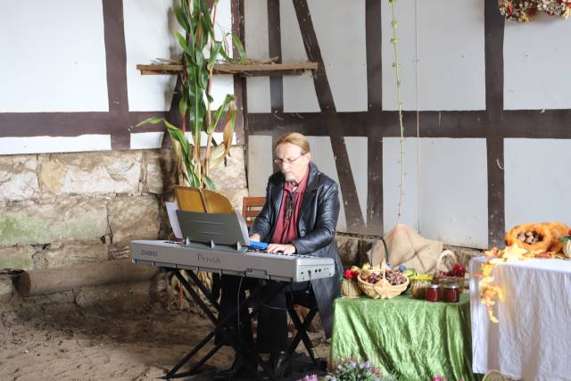 Ökumenisches Erntedankfest im Reitstall